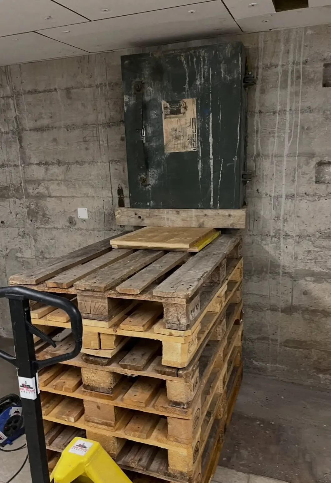 Déplacement de la charge sur palettes pendant le débarras