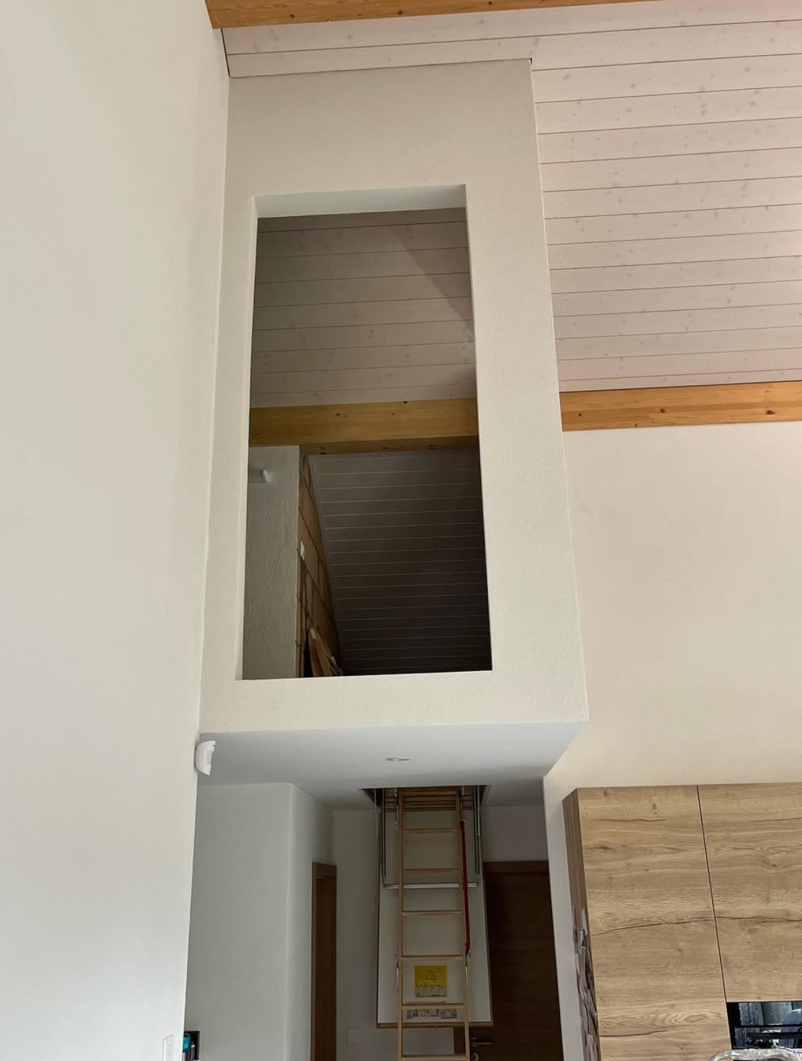 Ouverture terminée donnant sur la mezzanine